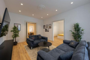 Beautiful salon apartment 140sqm
